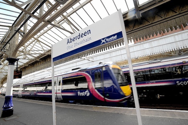 Aberdeen-Railway-Station.jpg